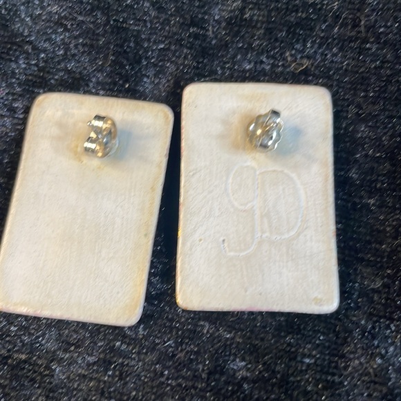 Vintage signed porcelain rectangle earrings - Picture 4 of 5